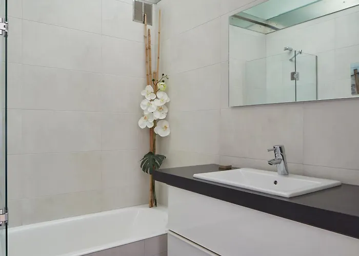 Palacio Aiete By Feelfreerentals Apartment